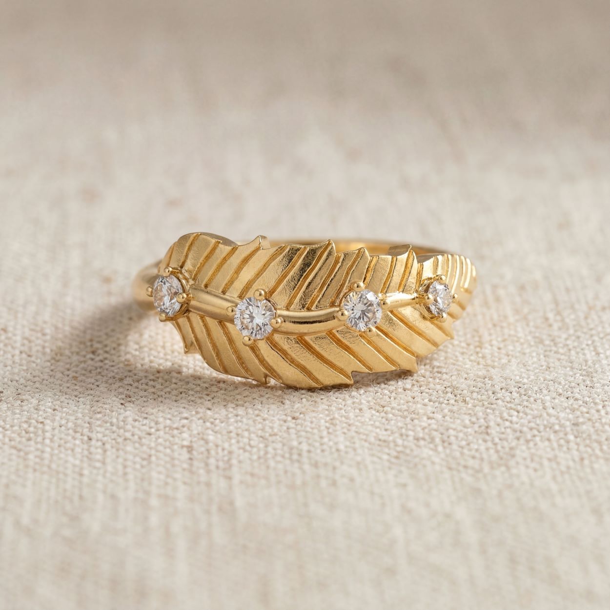 Alokki Boho Dream Narrow Feather Ring