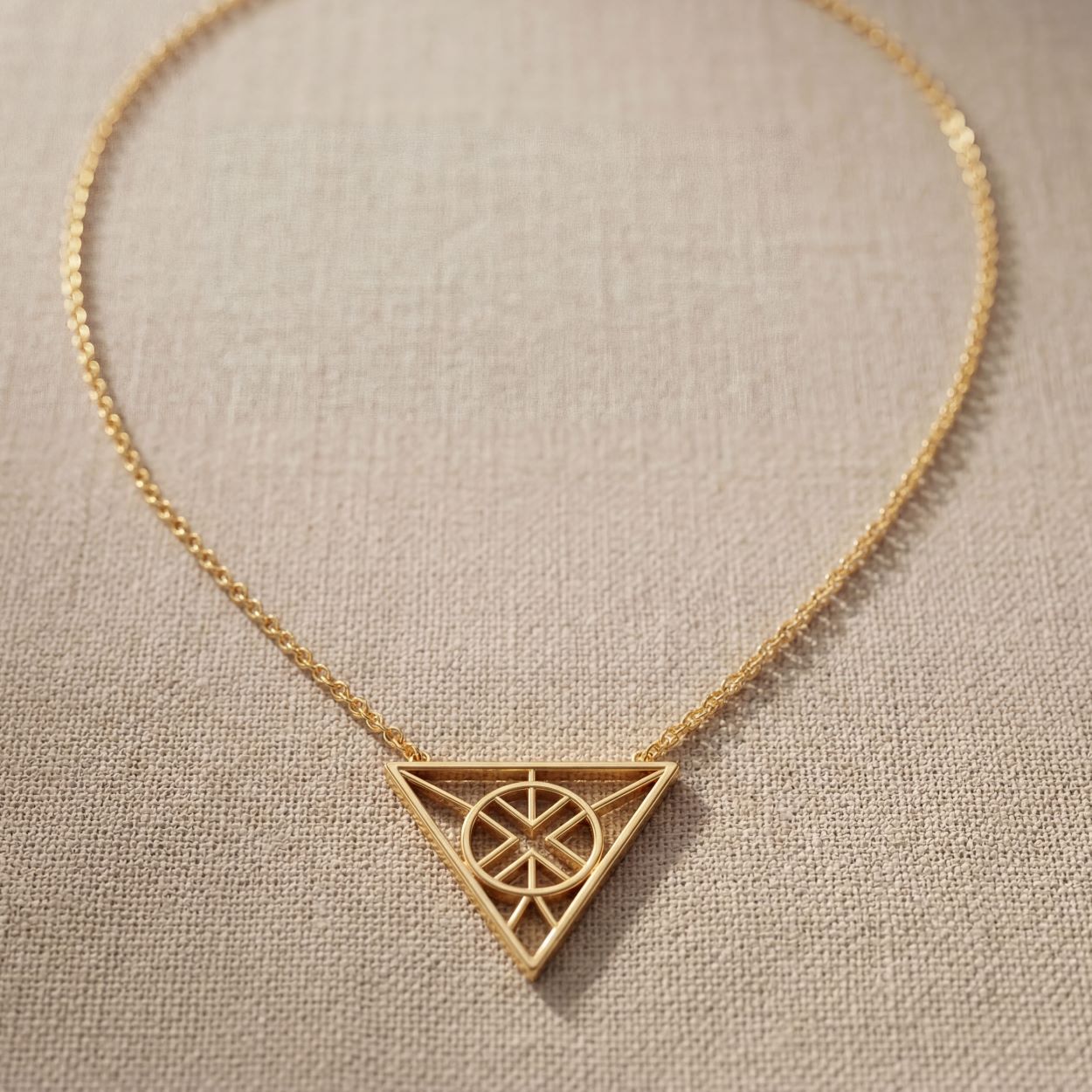 Alokki Boho Dream Floating Triangle Pendant