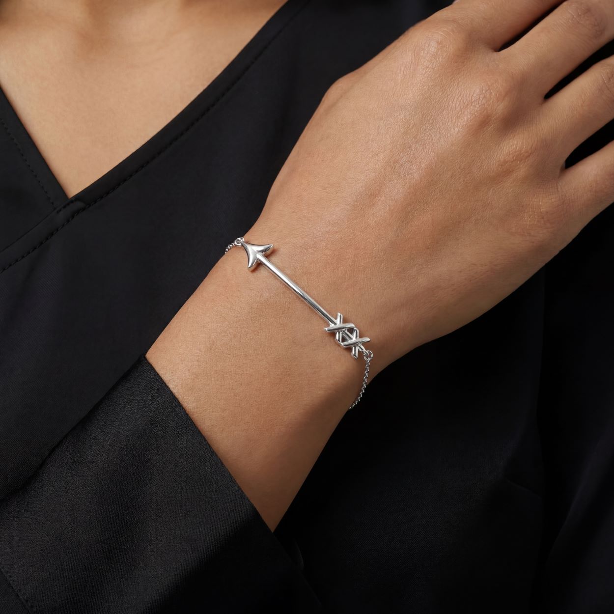 Arrow bracelet