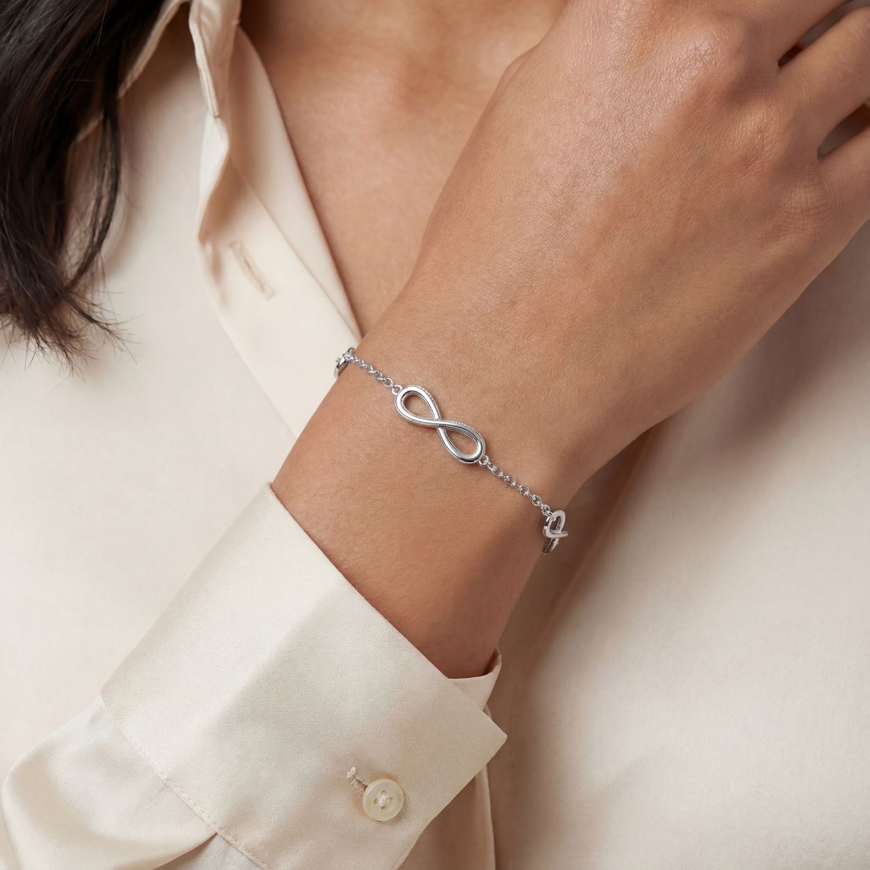 Alokki Infinity Endless Bracelet