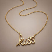 Kiss Pendant