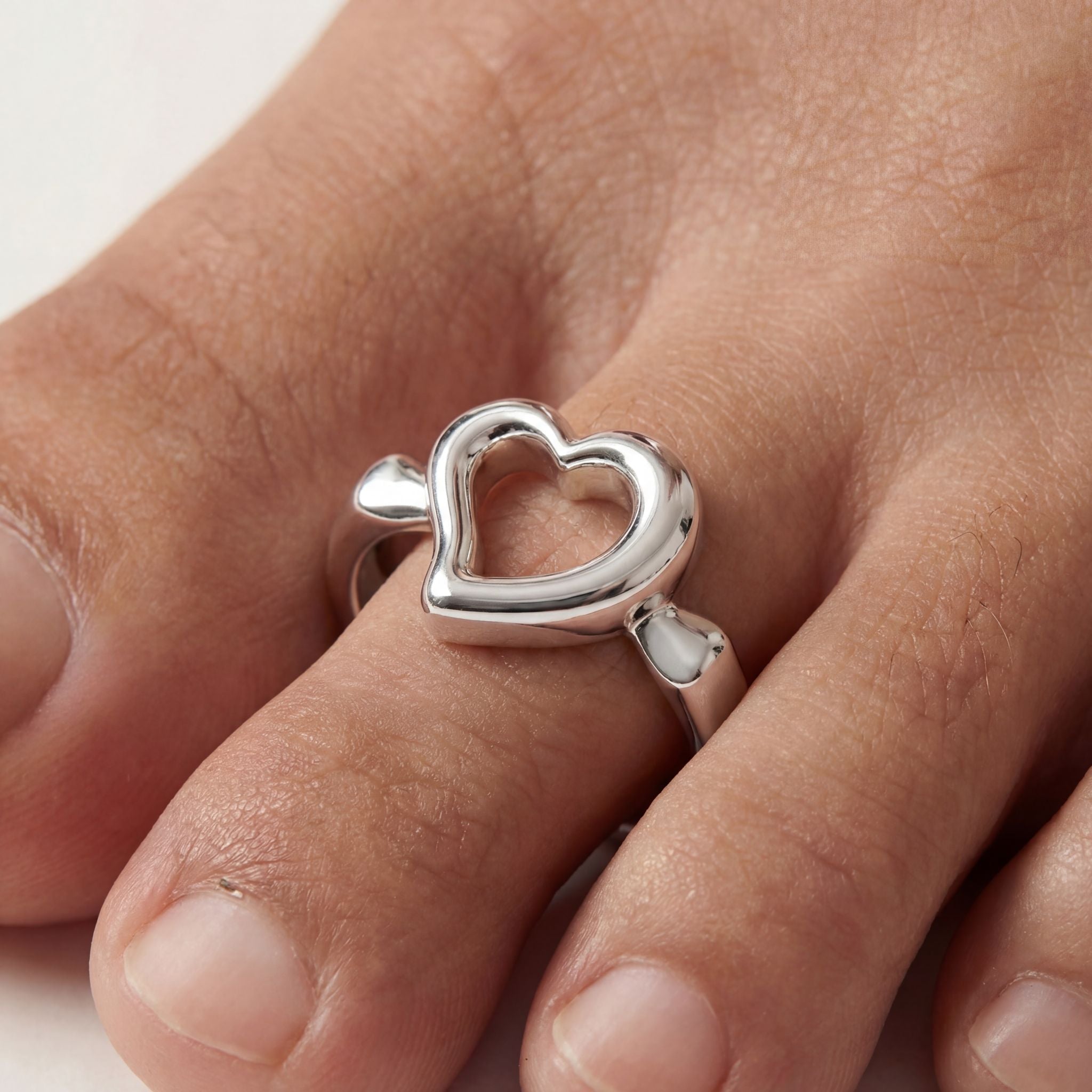 Open Heart Toe Ring