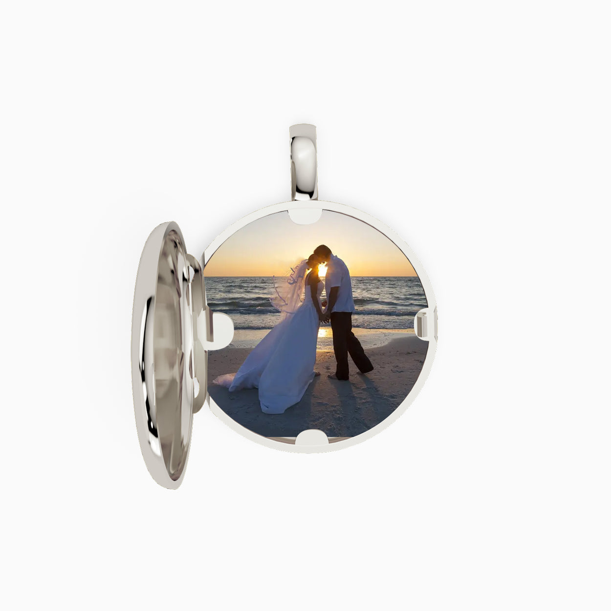 Agra Round Locket