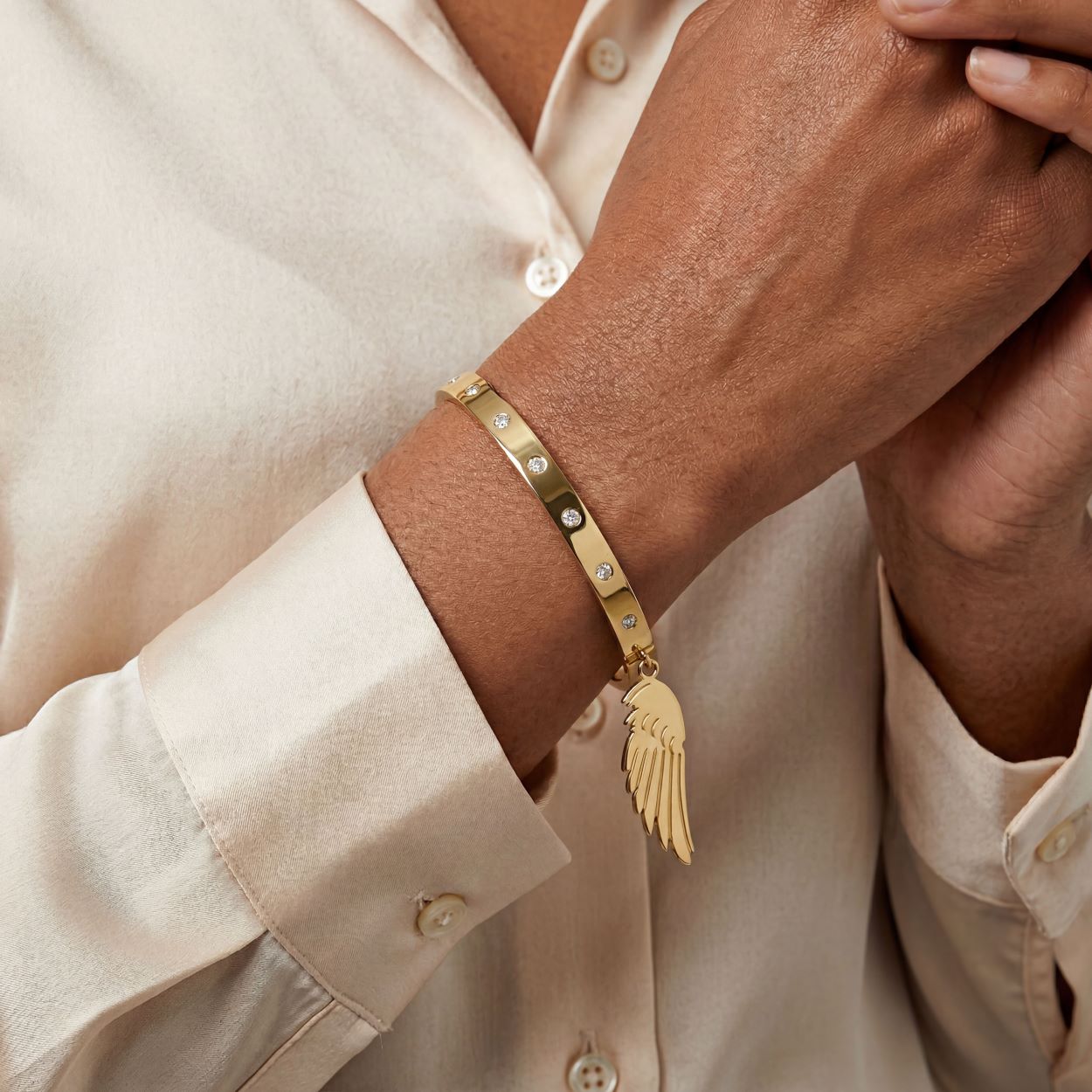 Alokki Boho Dream Feather Charm and Stone Bangle