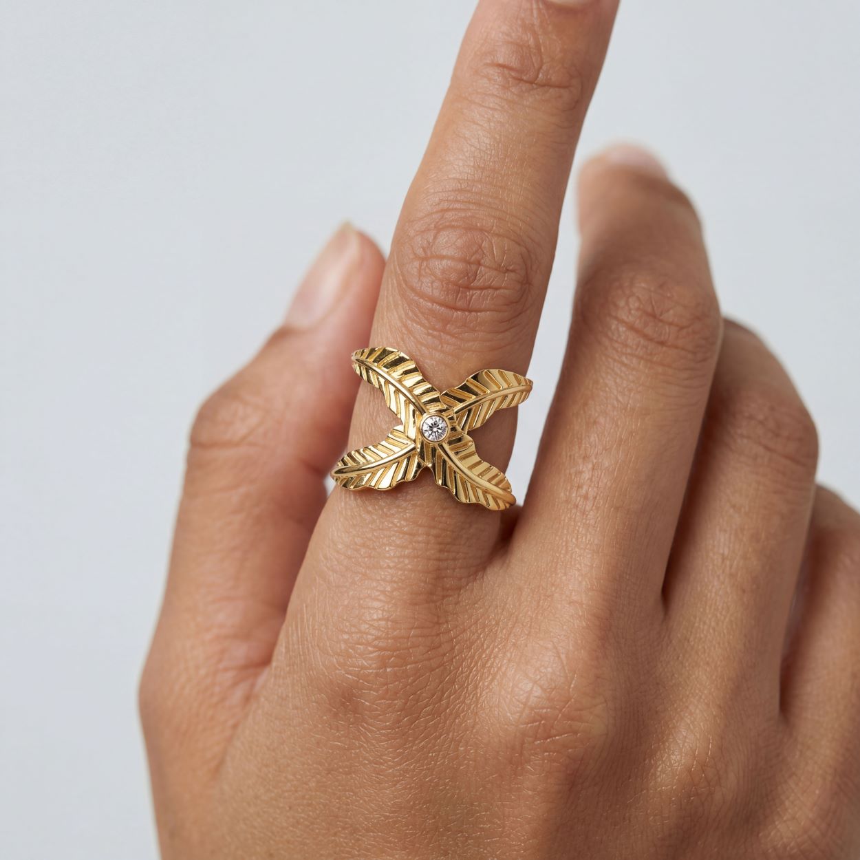 Alokki Boho Dream Criss Cross Feather Ring