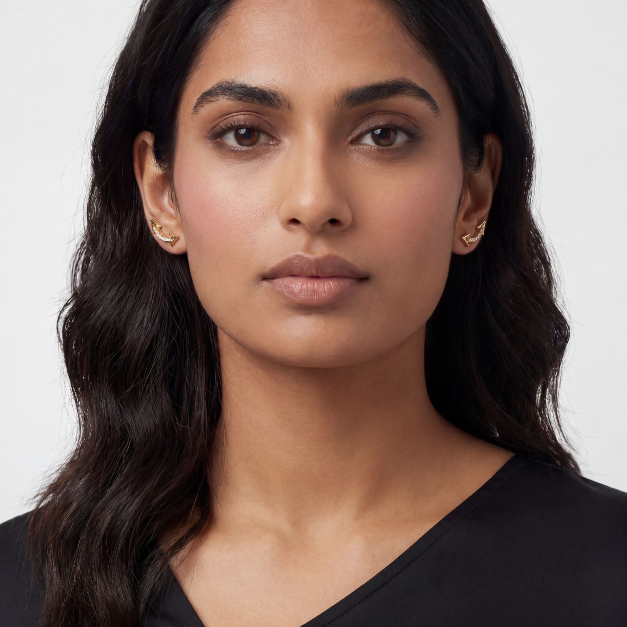 Woman_with_Earrings_38.jpg