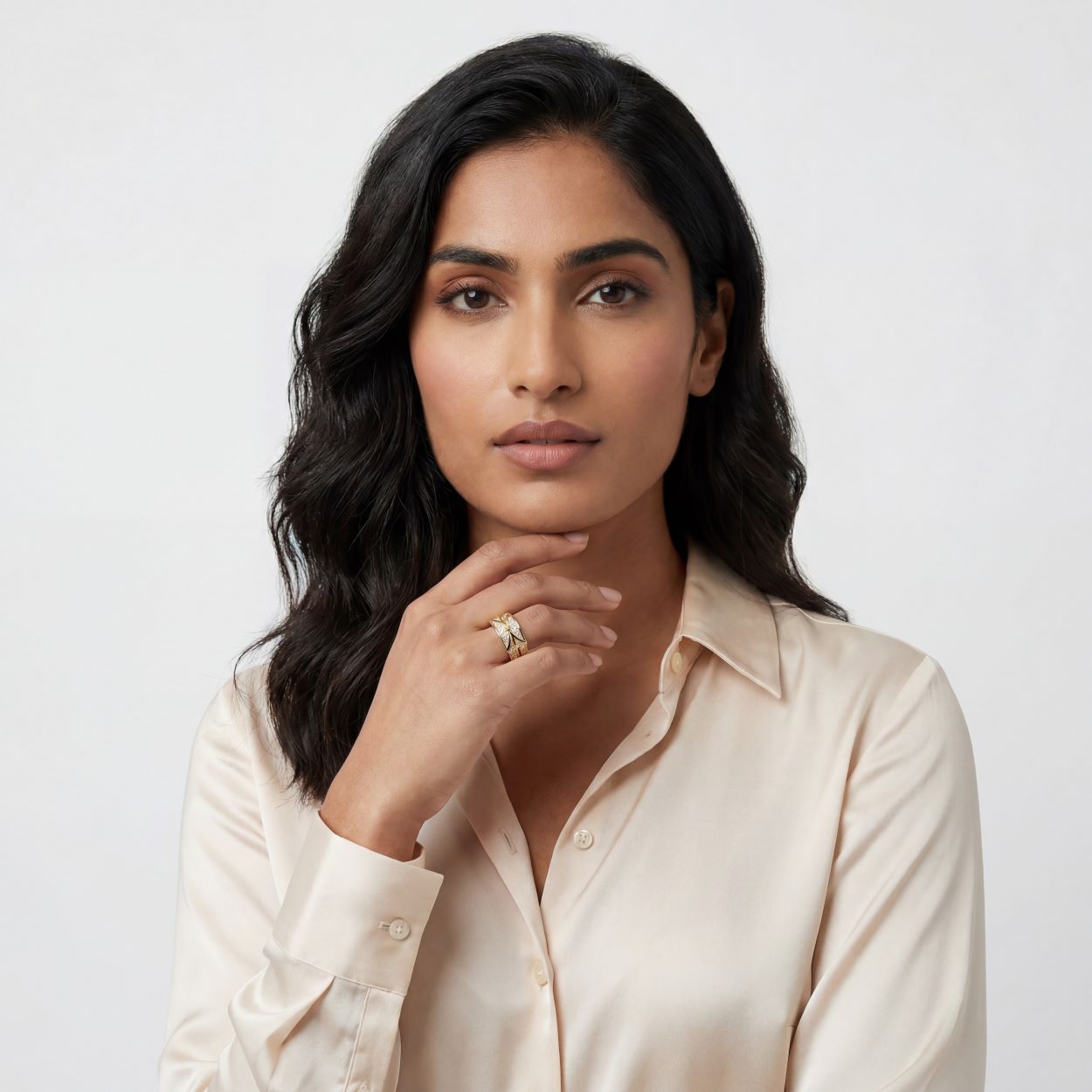 Woman_with_Ring_54.jpg