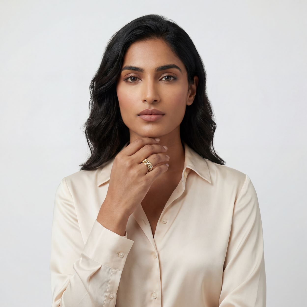 Woman_with_Ring_57.jpg