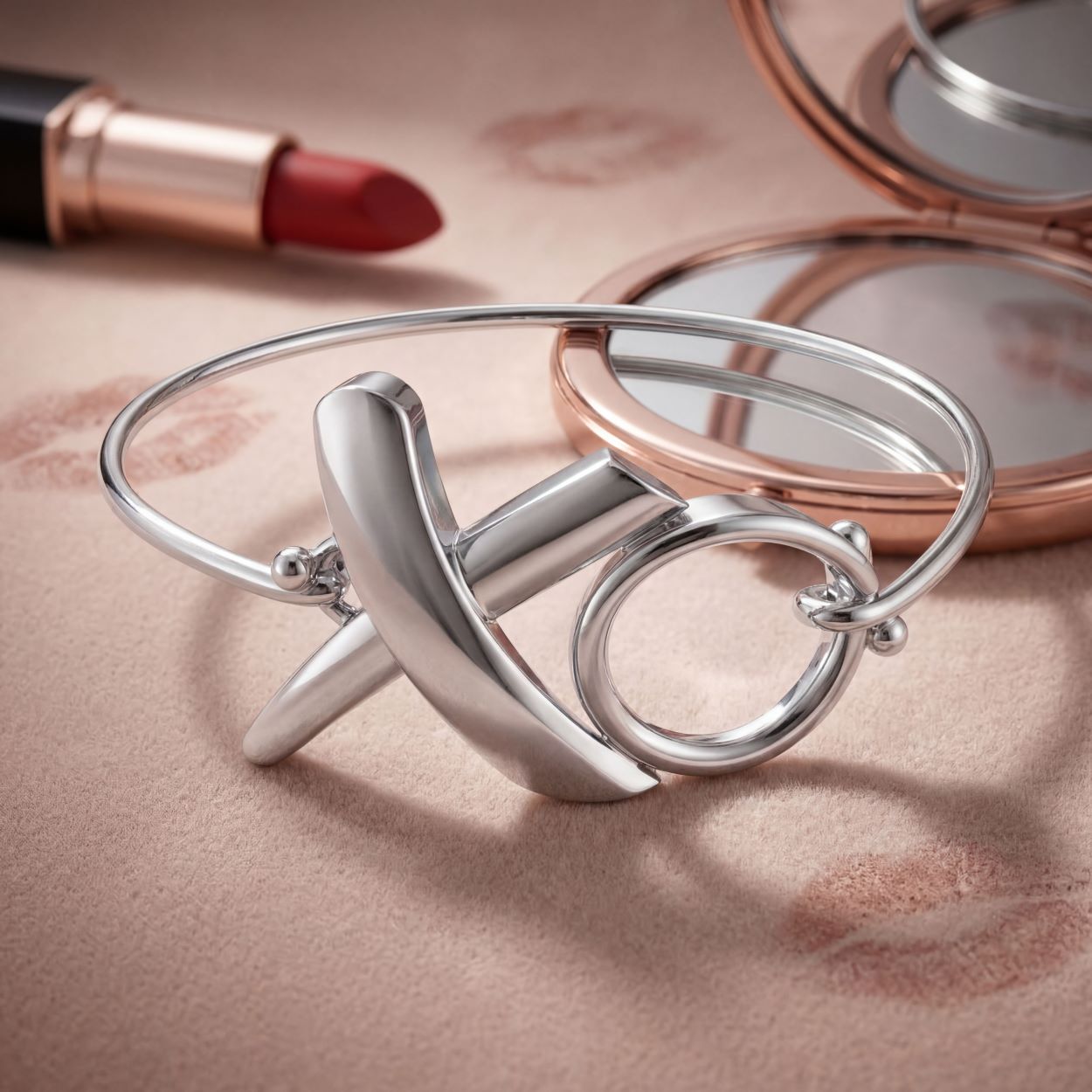 Love & kisses bangle XO bracelet