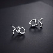 Love & kisses XO earrings