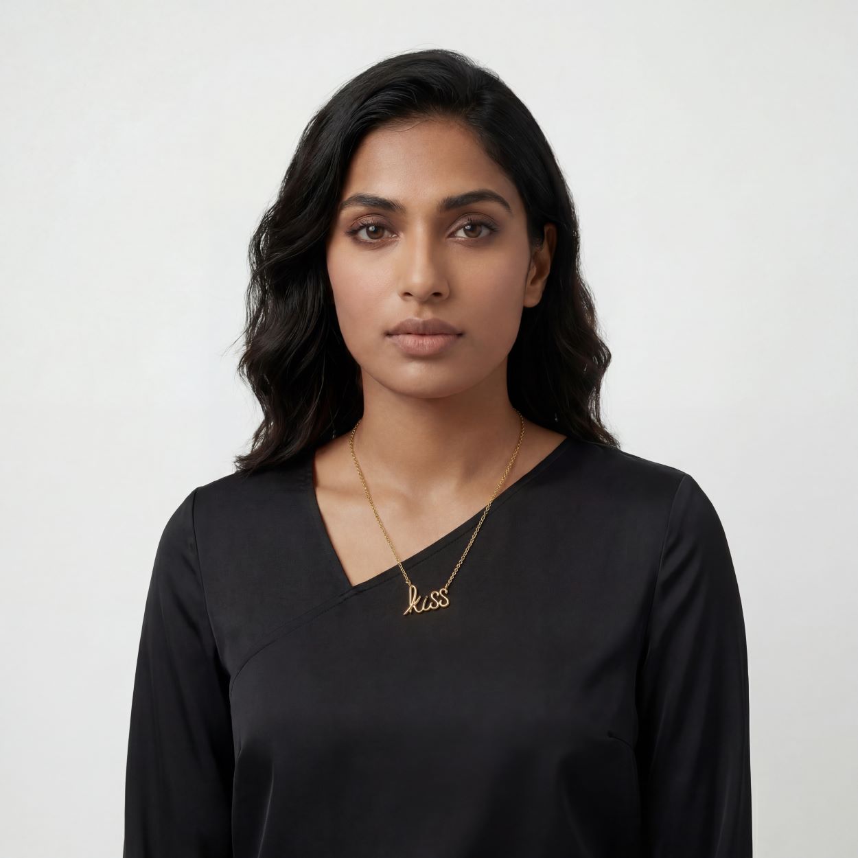 k1Woman_with_Necklace_48.jpg