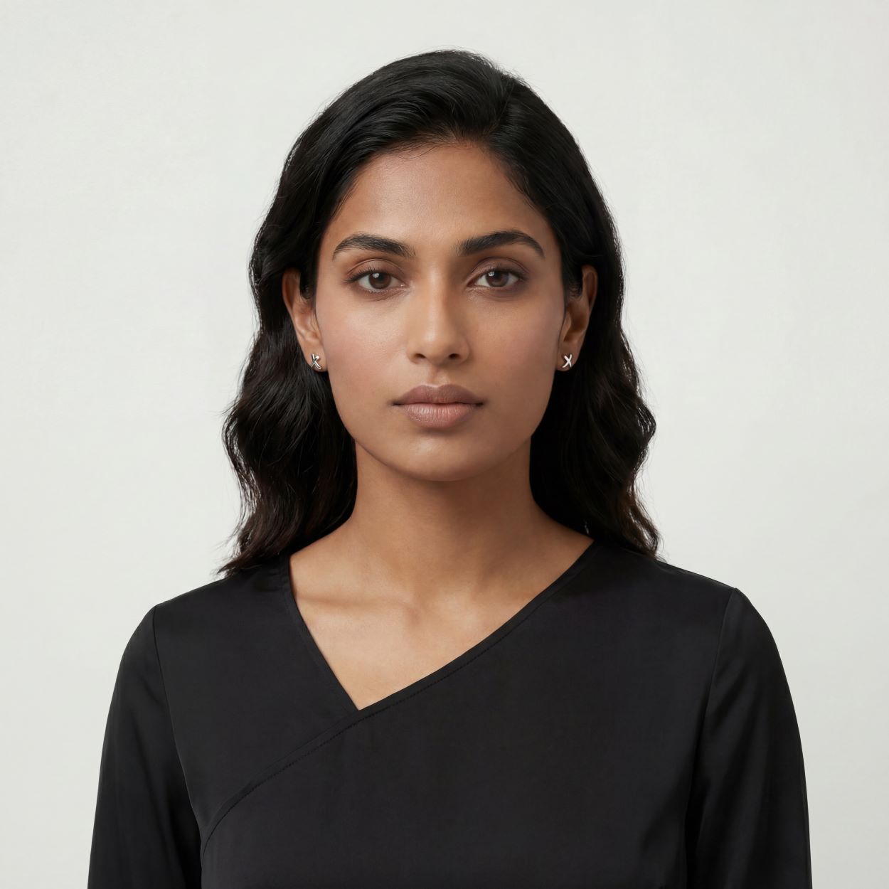 x2Woman_with_Earrings_31.jpg